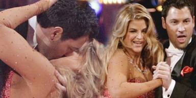 Kirstie Alley knutscht mit ihrem Tanzpartner