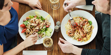 Eint&ouml;niger Speiseplan verbrennt Bauchfett