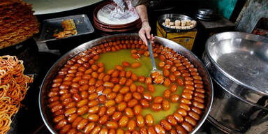 Irrer mischt Gift in S&uuml;&szlig;igkeiten: 30 Tote