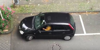 Das ist der schlechteste Einparker der Welt