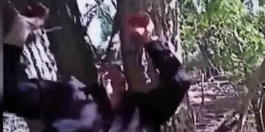 Mann an Baum genagelt Albuquerque