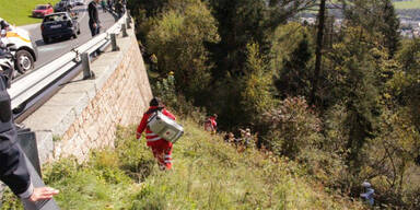 Horror-Crash in Tirol: Pkw kracht gegen Bus