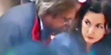 P&auml;rchen hat Sex im Supermarkt, vergisst dabei aber eine Sache