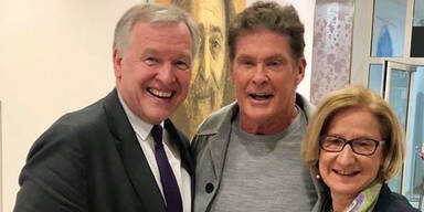 Mikl-Leitner trifft David Hasselhoff