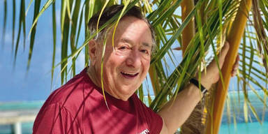 Lugner auf den Malediven: Mit Neuer?