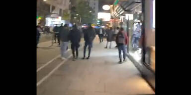 Sch&uuml;sse in Wien: Video zeigt turbulente Szenen in City
