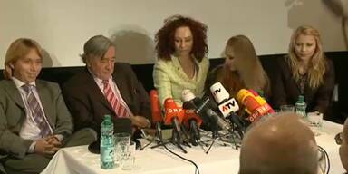 Lugner macht Opernball zum Dschungelcamp