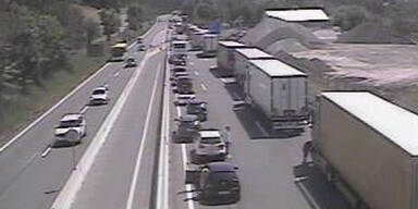 Tiroler Brennerautobahn nach Lkw-Brand wieder vollkommen frei