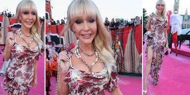 Dolly Buster am Life Ball 2012: Fast ein bisschen bieder