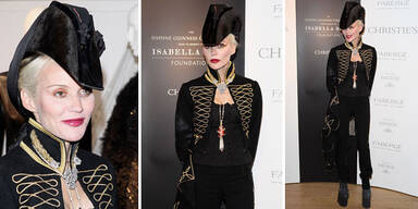 Daphne Guinness als Lady Gaga-Piratin