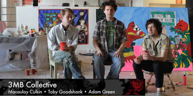 Macaulay Culkin schwingt seinen Pinsel 