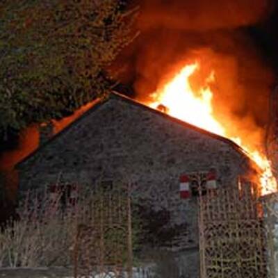 Großbrand auf Burg Klamm