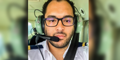 Australier muss in erster Flugstunde allein landen