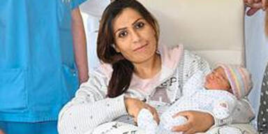 Flüchtlinge nennen ihr Baby Angela Merkel