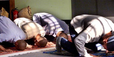 190 Muslime nach Streit um Gebetspausen entlassen