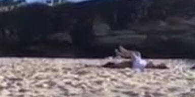 Pärchen beim Strand-Quickie erwischt