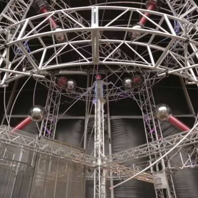 Künstler Blaine setzte sich drei Tage unter Strom