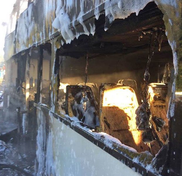 Brennender Bus auf A21