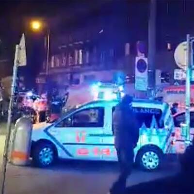 Schlägerei in U6: Männer stürzen vor U-Bahn