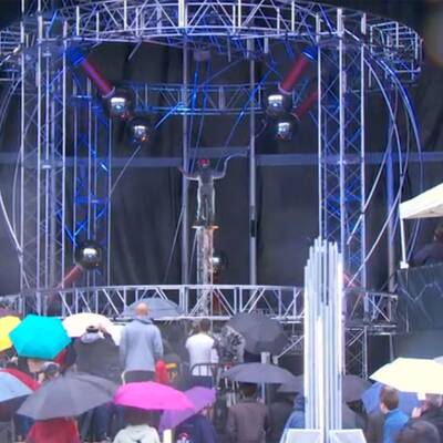 Künstler Blaine setzte sich drei Tage unter Strom