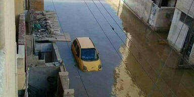 ISIS setzt Hauptstadt unter Wasser