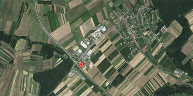 Junge Frau stirbt bei Pkw-&Uuml;berschlag