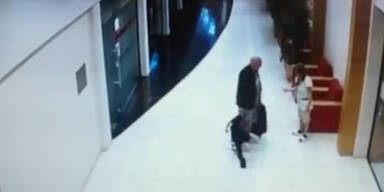 Bulgarien Schwede tritt Putzfrau Sonnenstrand