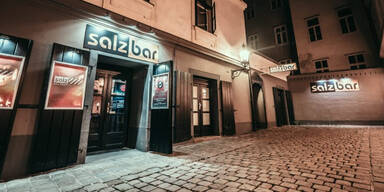 Ruehrender Aufruf von Wiener Bar-Chef nach Terror in Wien - Salzbar