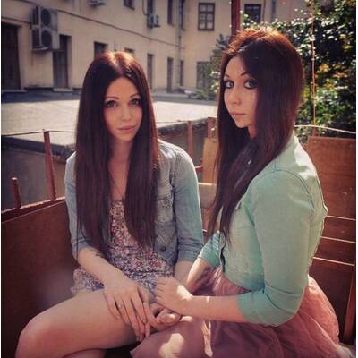 Brautpaar: Alison Brooks & Alina Davis