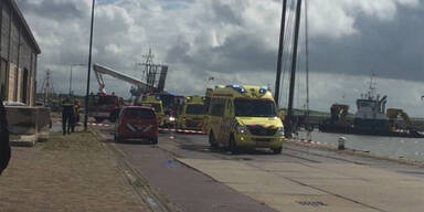 Drei Touristen von Schiffsmast erschlagen