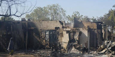 Milit&auml;rjet bombardiert versehentlich Fl&uuml;chtlinge: 100 Tote