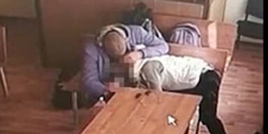 Im Gerichtssaal: Blowjob für Angeklagten