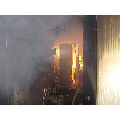 Wohnhausbrand in Plüddemanngasse