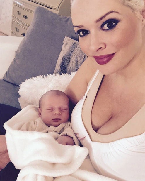 Daniela Katzenberger: Babyfoto auf Facebook