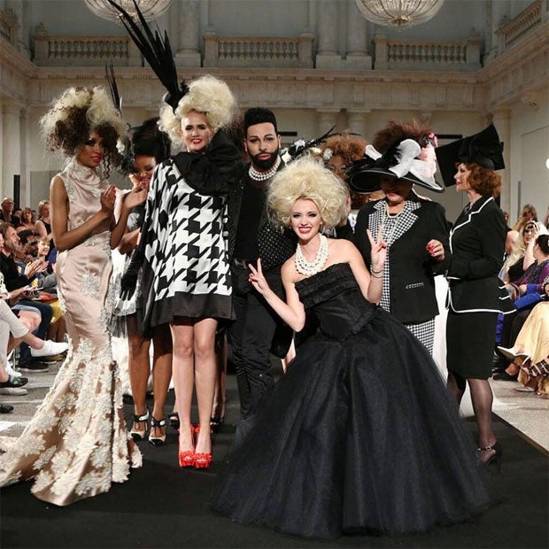 Cathy Lugner als Model für Harald Glööckler