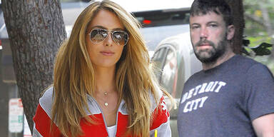 Ben Affleck, Christine Ouzounian