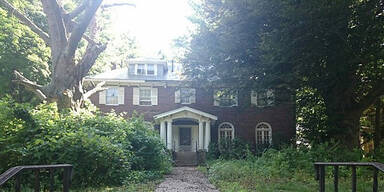 Sie lebte ein Jahr mit ihrer toten Schwester zusammen – und merkte es nicht