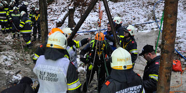 Steirer st&uuml;rzt in Brunnenschacht - tot