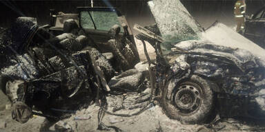 F&uuml;nf Verletzte bei Frontal-Crash