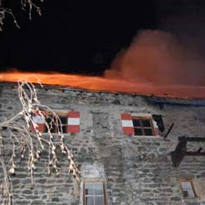 Großbrand auf Burg Klamm