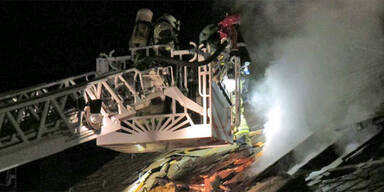 Zwei Wohnhäuser gingen in Flammen auf