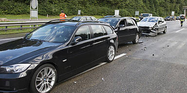 Massen-Crash auf A1-Westautobahn