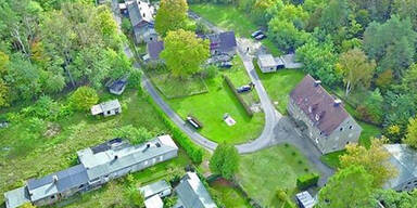 Hier wird ein gesamtes Dorf versteigert