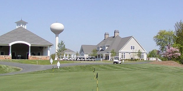 Pärchen treibt es am Golfplatz – vor der Polizei