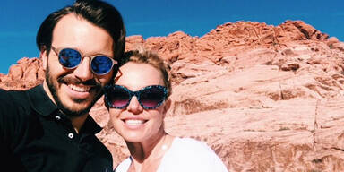 Britney Spears, Charlie Ebersol