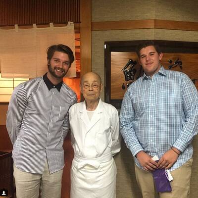 Arnold Schwarzeneggers Söhne Patrick & Christopher in Japan