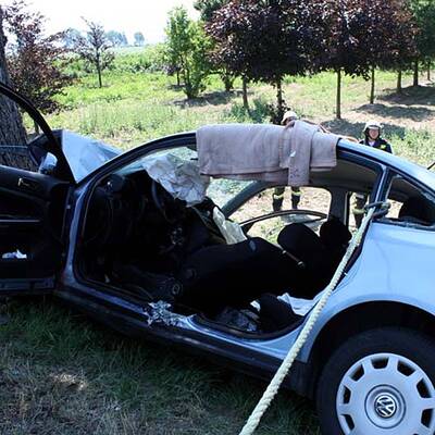 Crash bei Tulln: Pkw-Lenkerin schwer verletzt