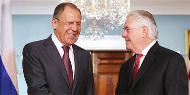 Kurzfristiges Treffen von Tillerson und Lawrow