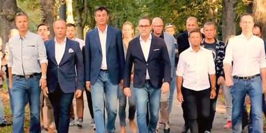 Netz lacht &uuml;ber Team-HC-Strache-Parodie