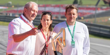 Kopie von Lukas Lauda (rechts) beginnt bei KTM.